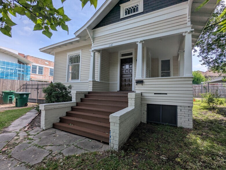 More Photos Of 1142 Yale St, Houston Office For Lease