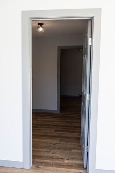 More Photos Of 14 Tenth St, Temple Research And Development For Sale