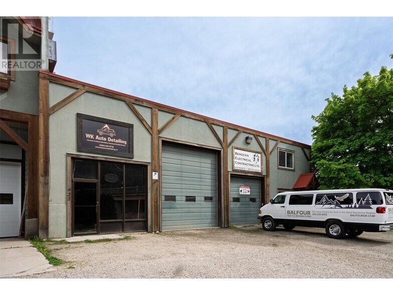 More Photos Of 920 Nelson Av, Nelson Warehouse For Sale