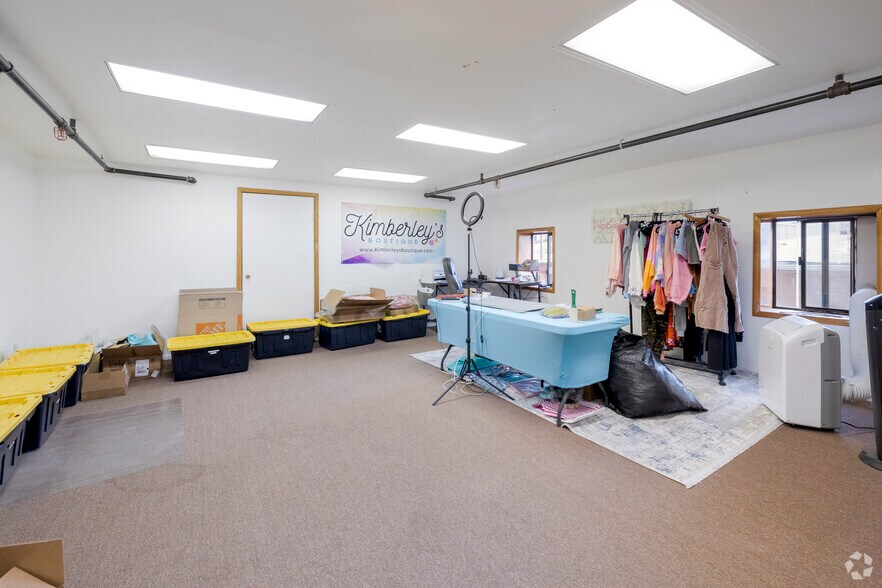 More Photos Of 13 N San Francisco St, Flagstaff Storefront Retail Office For Lease