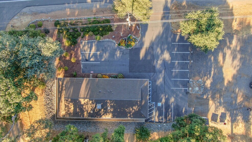 More Photos Of 382 CA-4, Murphys Office For Sale