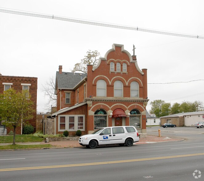 More Photos Of 1584-1586 S High St, Columbus Storefront Retail Residential For Sale