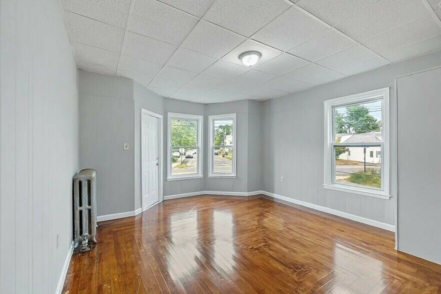 More Photos Of 113 Spruce St, Leominster Apartments For Sale