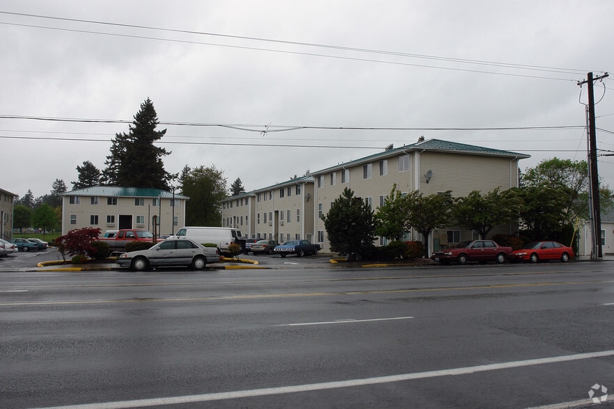 More Photos Of 1901-1943 SE 122nd Ave, Portland Apartments For Sale