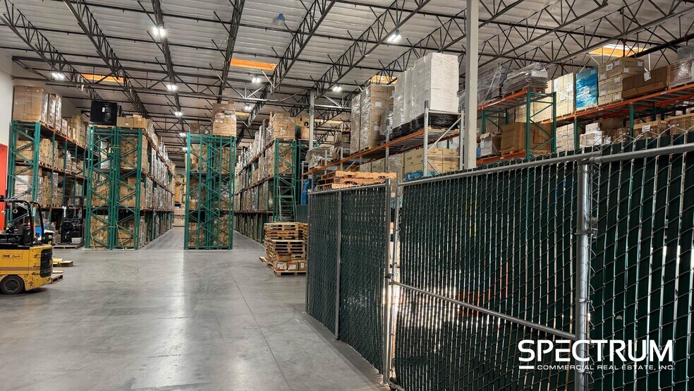 More Photos Of 28361-28385 Constellation Rd, Valencia Manufacturing For Lease
