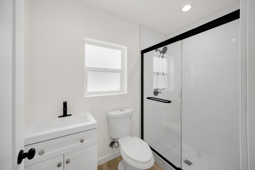 More Photos Of 102 E Avenida San Gabriel, San Clemente Multifamily For Sale