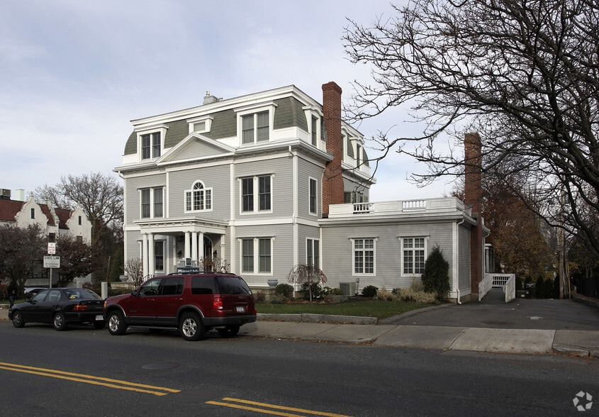 More Photos Of 65 Elm St, Worcester Office Residential For Sale