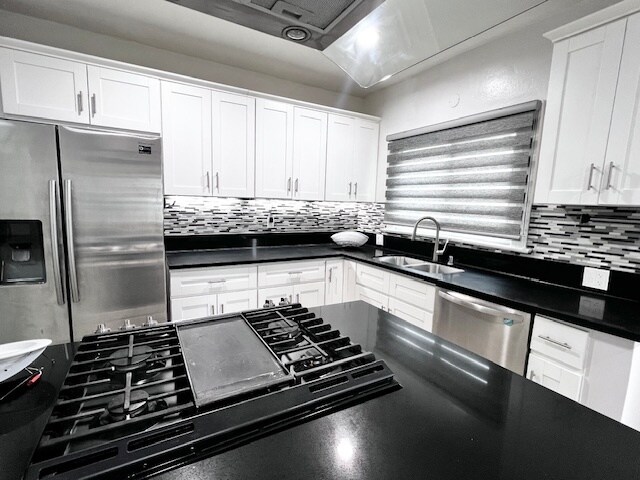 More Photos Of 801 N Alexandria Ave, Los Angeles Apartments For Sale