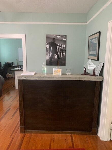 More Photos Of 2119 W Cass St, Tampa Office Residential For Sale