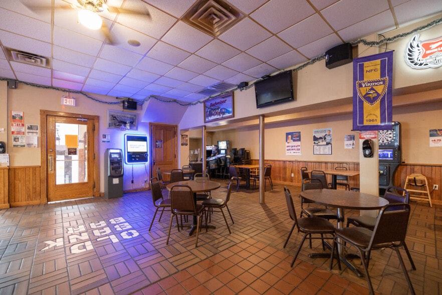 More Photos Of 100 S Washington St, Lake City Restaurant For Sale