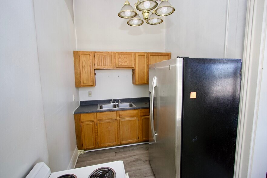 More Photos Of 1111 S 2nd St, Louisville Apartments For Sale