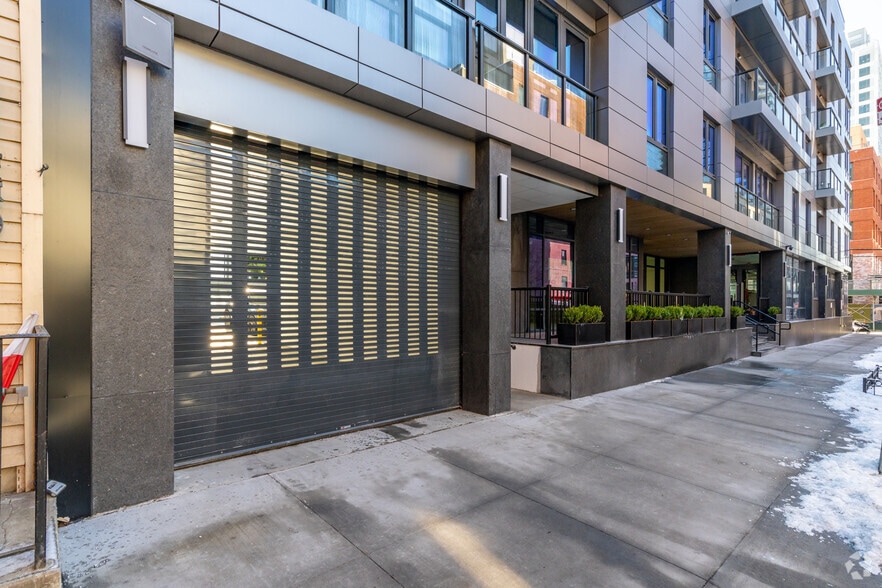 More Photos Of 36 India St, Brooklyn Apartments For Lease