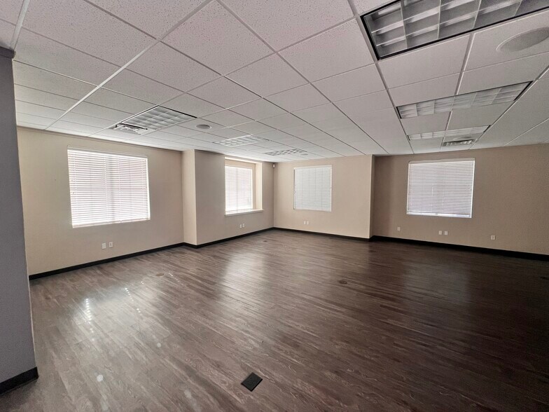 More Photos Of 9660 N McCarran Blvd, Reno Medical For Lease