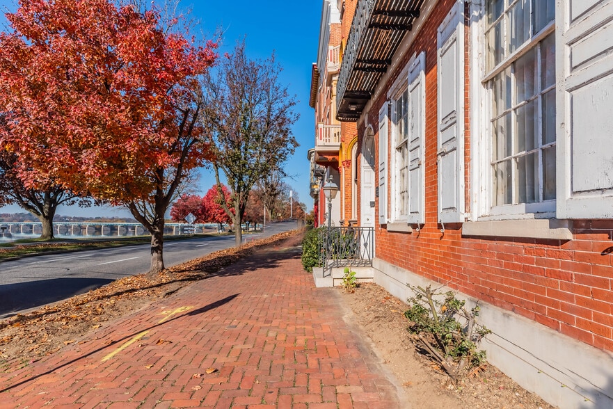 More Photos Of 315 N Front St, Harrisburg Apartments For Sale