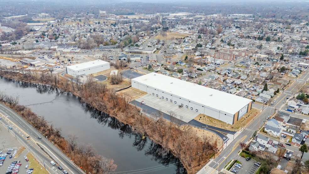 More Photos Of 1400 3rd St, Fair Lawn Unknown For Lease