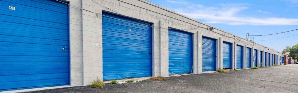 More Photos Of 1520 Peachtree St, Cocoa Self Storage For Sale