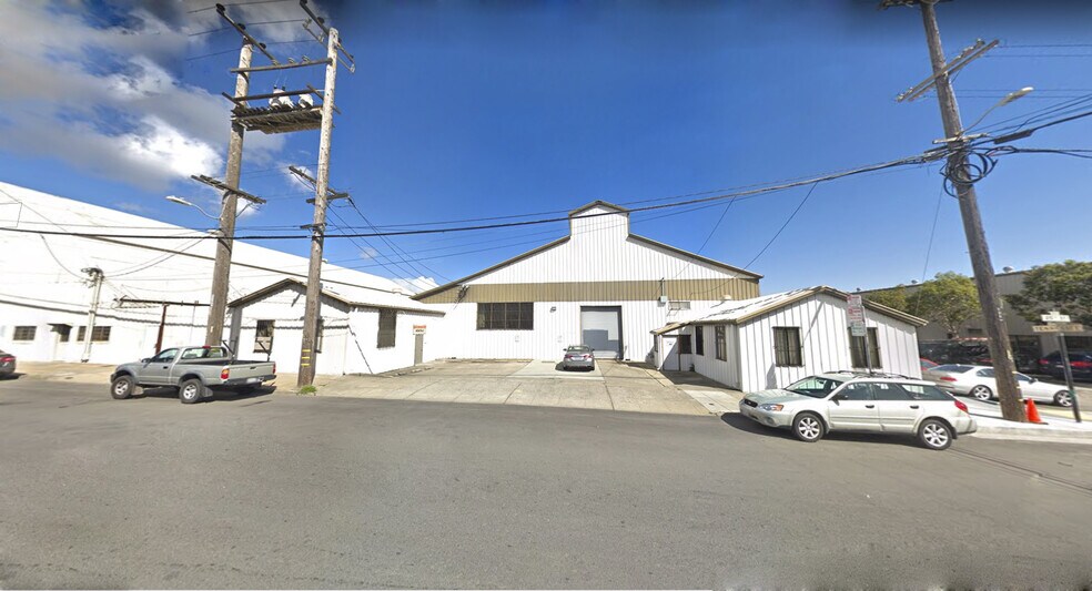 More Photos Of 1000 25th St, San Francisco Warehouse For Lease