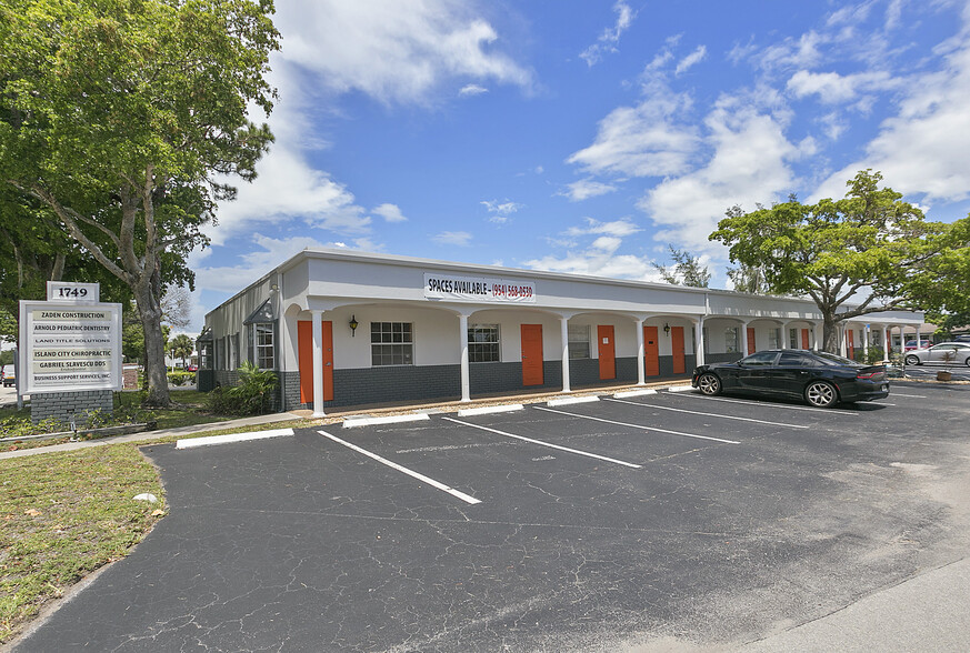 Primary Photo Of 1749 NE 26th St, Fort Lauderdale Medical For Sale