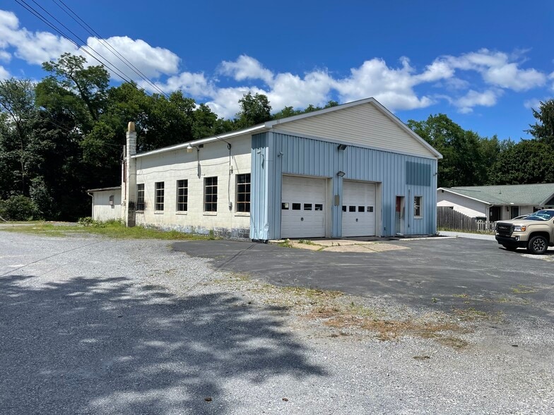 Primary Photo Of 18 Gettysburg Pike, Mechanicsburg Specialty For Lease