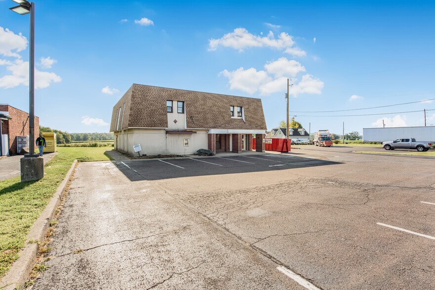 More Photos Of 519 Richlandtown Pike, Richlandtown Storefront Retail Residential For Lease