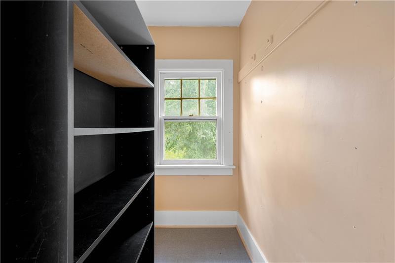 More Photos Of 626 5th Ave, Coraopolis Office Residential For Sale