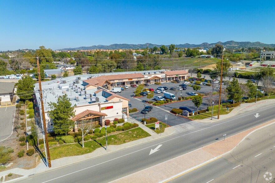 More Photos Of 41529-41539 Kalmia St, Murrieta Unknown For Lease