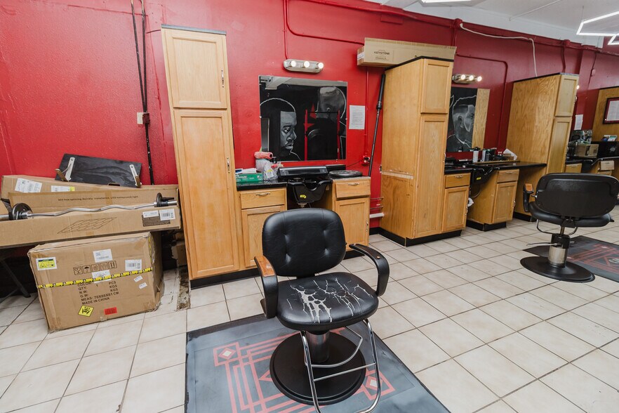 More Photos Of 3117 E 13th St, Wichita Freestanding For Sale