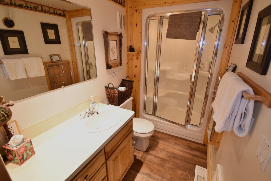More Photos Of 3555 Yale Kilgore Rd, Island Park Multifamily For Sale