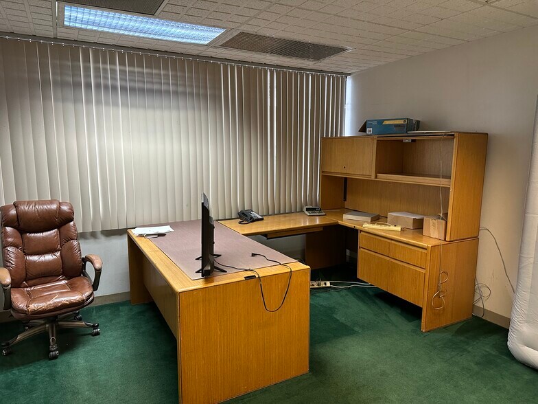 More Photos Of 9200 Lower Azusa Rd, Rosemead Warehouse For Sale