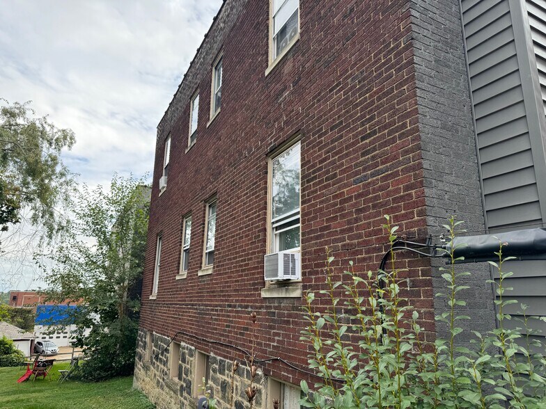 More Photos Of , Pittsburgh Multifamily For Sale