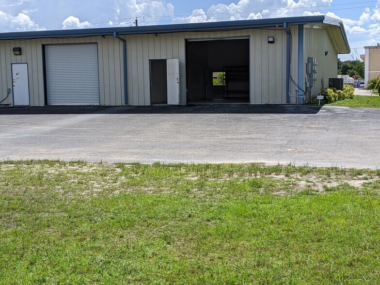 More Photos Of 23330 Harborview Rd, Port Charlotte Flex For Lease