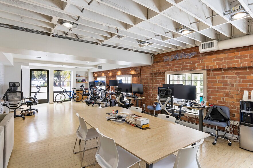 More Photos Of 201 Wilshire Blvd, Santa Monica Loft Creative Space For Lease