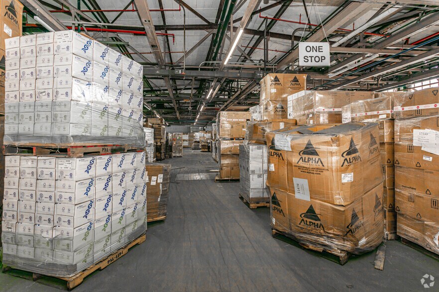 More Photos Of 99 Jersey Ave, New Brunswick Warehouse For Lease