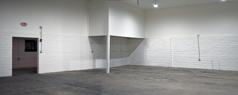 More Photos Of 8635 Mirabel Rd, Forestville Warehouse For Sale