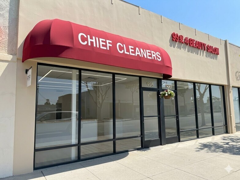 More Photos Of ,  General Retail For Sale