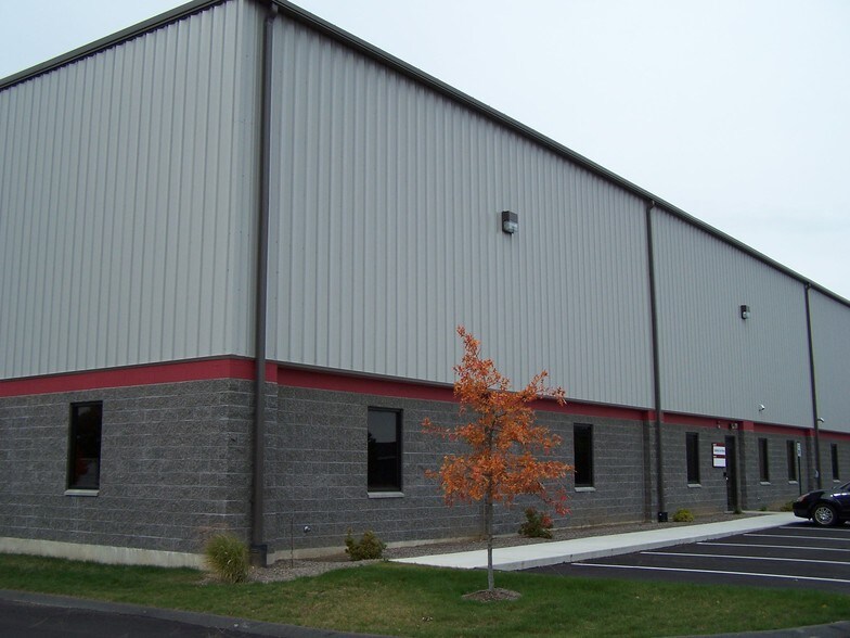 More Photos Of 140 Padgette St, Chicopee Warehouse For Lease