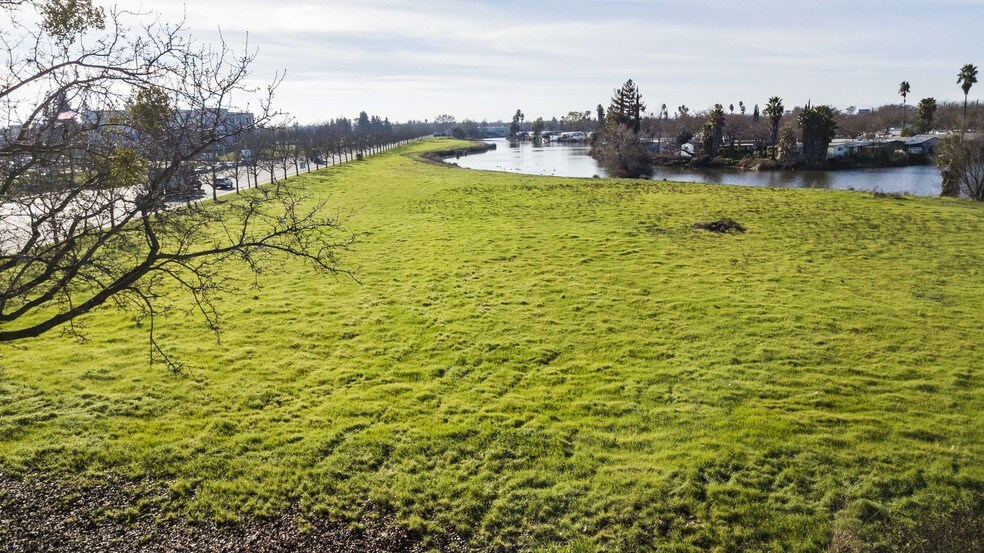 More Photos Of 3760 Industrial Blvd, West Sacramento Land For Sale