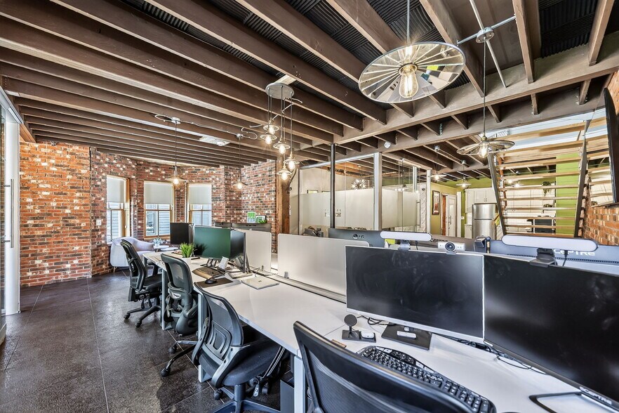 More Photos Of 383 Park Ave, Rochester Office Residential For Sale