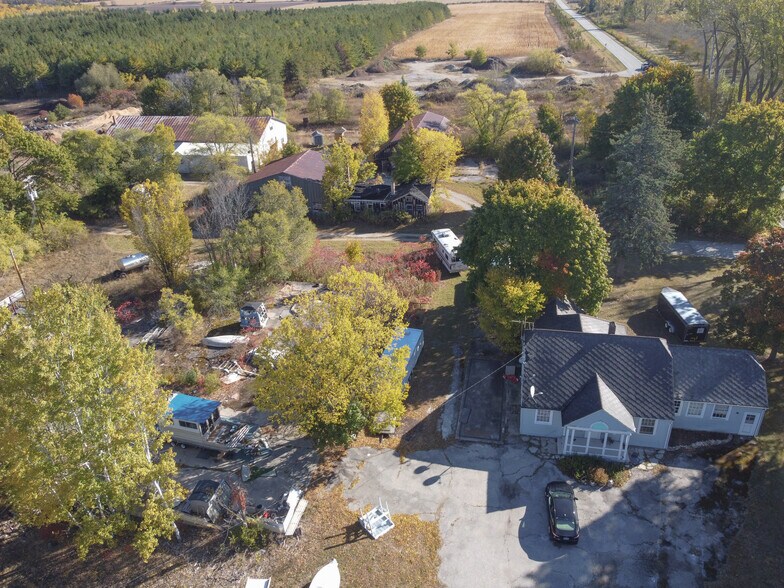 More Photos Of 5052 Reynolds Rd, Sturgeon Bay Flex For Sale