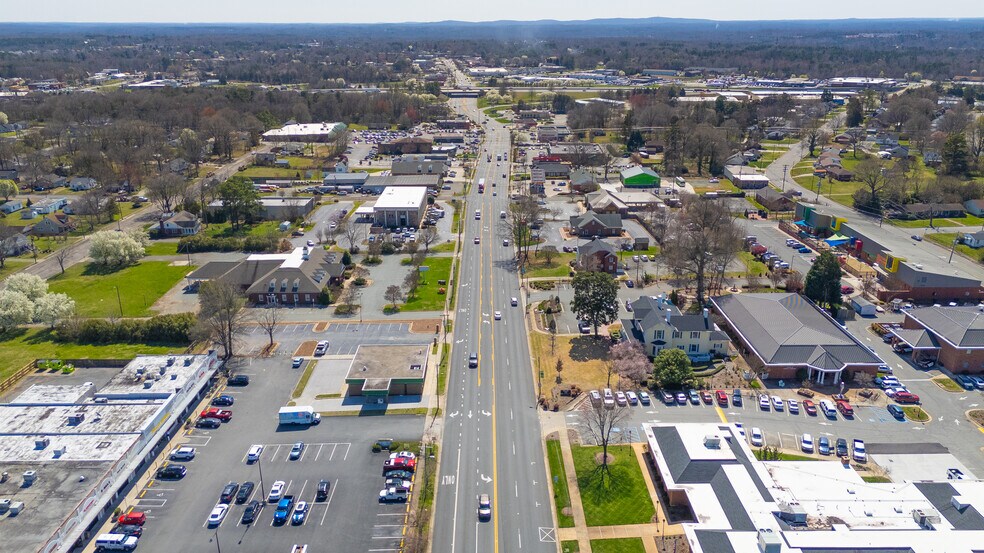 More Photos Of 212 S Main St, Graham General Retail For Sale