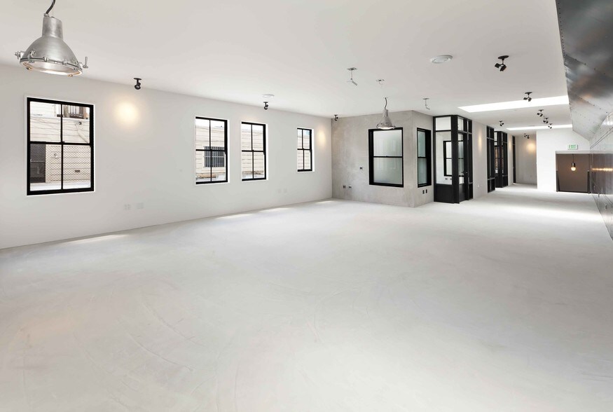 More Photos Of 108-110 S Park St, San Francisco Storefront Retail Residential For Lease