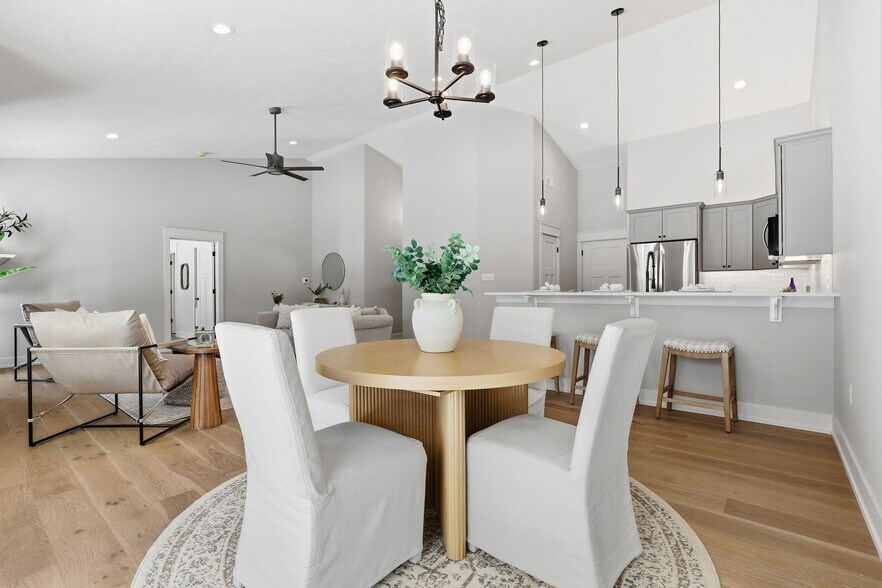 More Photos Of 100 Huselton Dr, Butler Specialty For Sale