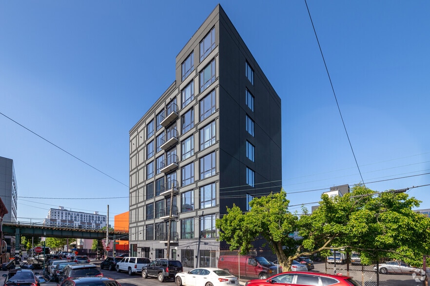 Primary Photo Of 2715 Fulton St, Brooklyn Apartments For Lease