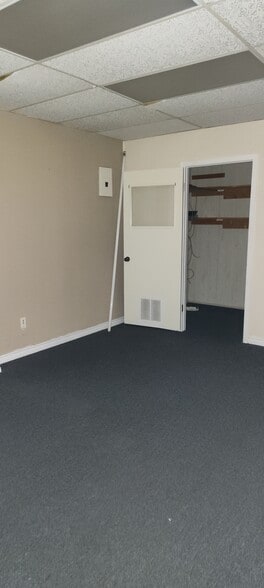 More Photos Of 510 W Church St, Livingston Office For Lease