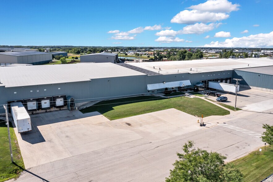 More Photos Of 122-342 Kohlman Rd, Fond Du Lac Industrial For Sale