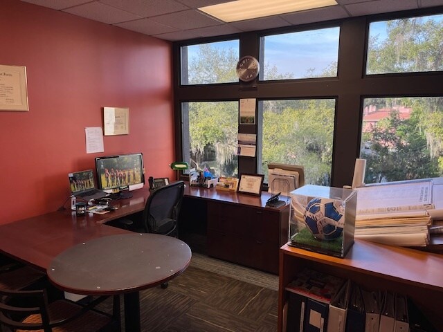 More Photos Of 221 NE Ivanhoe Blvd, Orlando Loft Creative Space For Lease