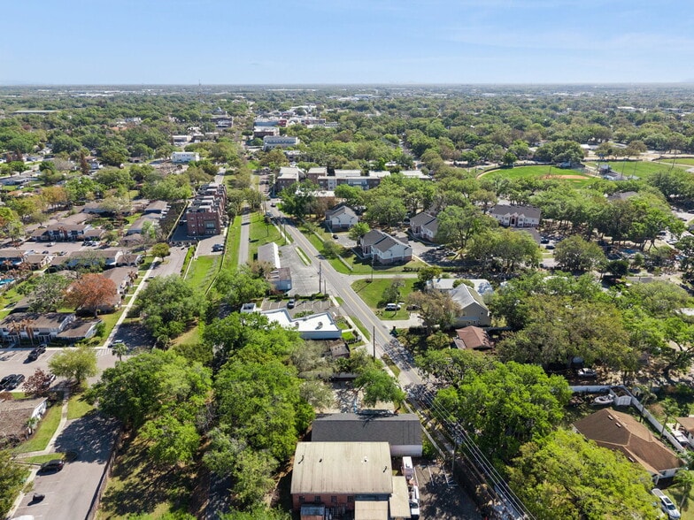 More Photos Of 557 W Plant St, Winter Garden Office For Sale