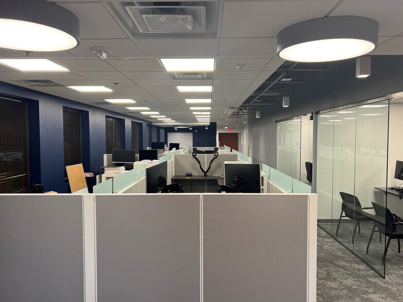 More Photos Of 14750 Sweitzer Ln, Laurel Medical For Lease