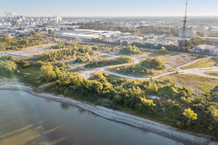 More Photos Of 100 River Rd S, Baton Rouge Land For Sale