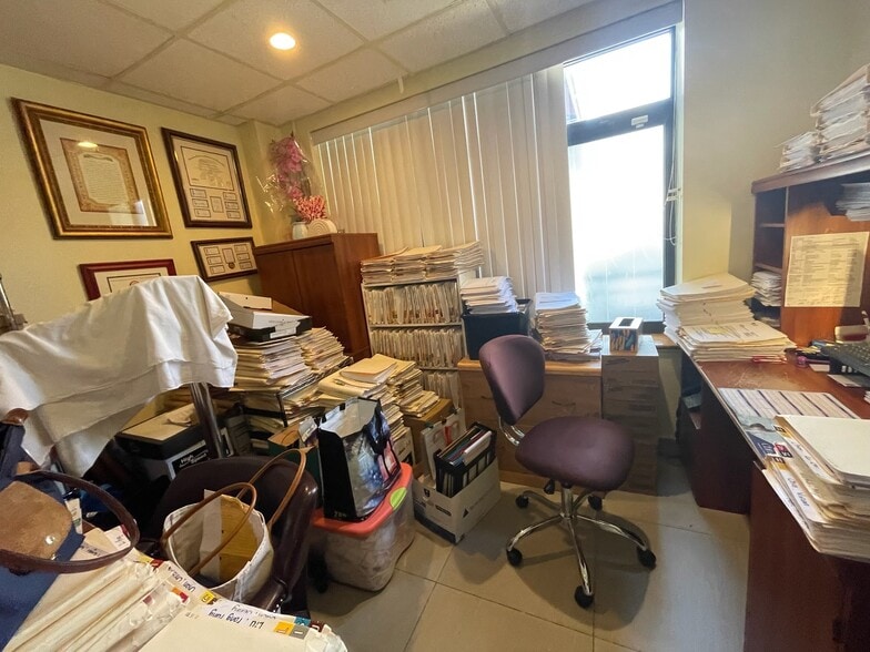 More Photos Of 13226 Avery Ave, Flushing Apartments For Sale